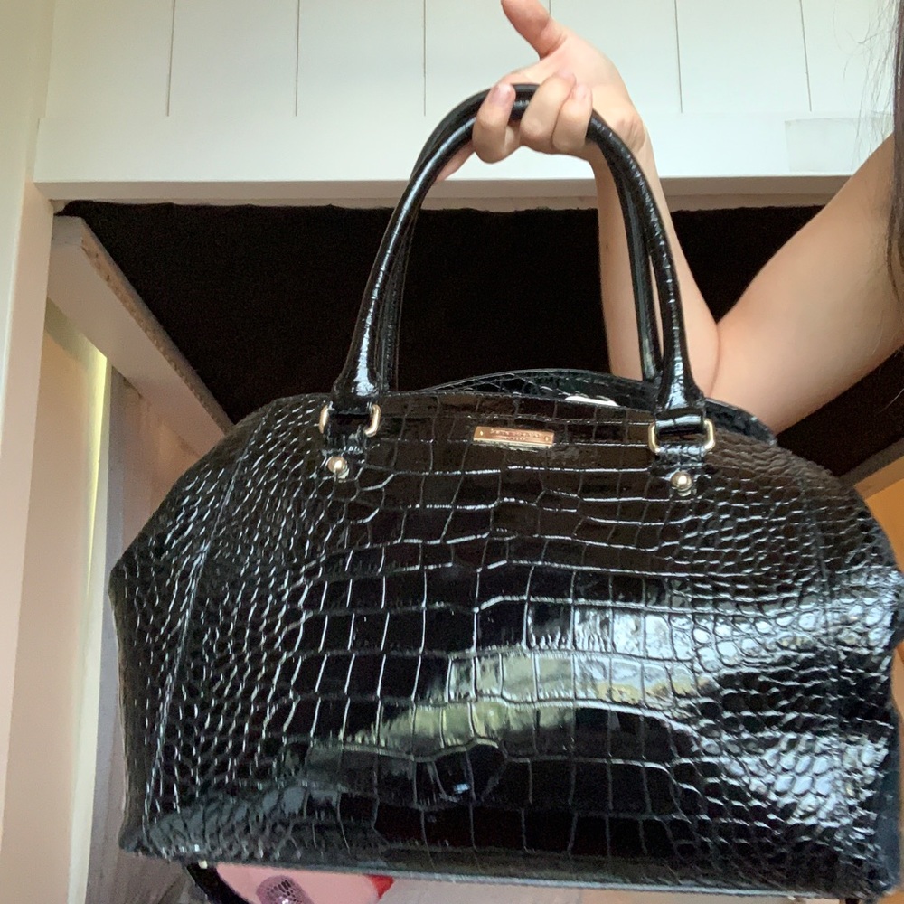 Beautiful black kate spade alligator purse🖤 - Picture 3 of 4